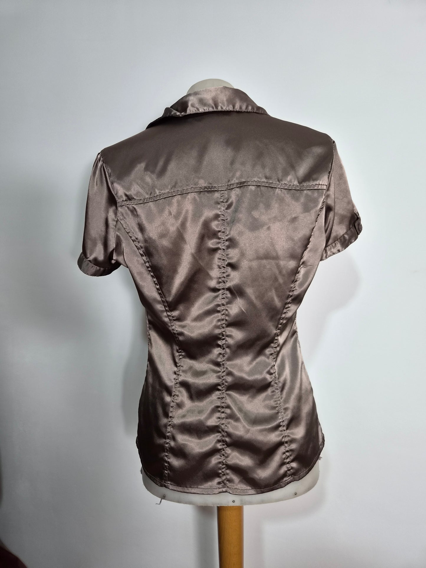 Short-sleeved satin blouse