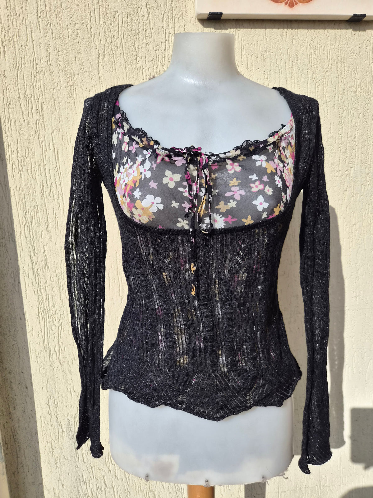 Haut en crochet détail floral