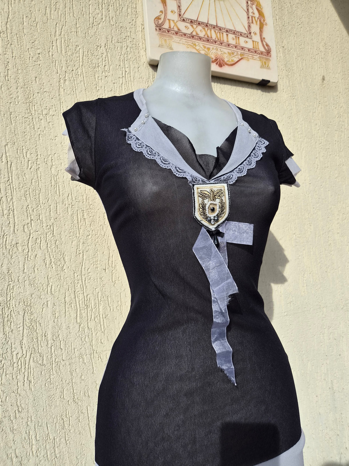 Haut en voile gris