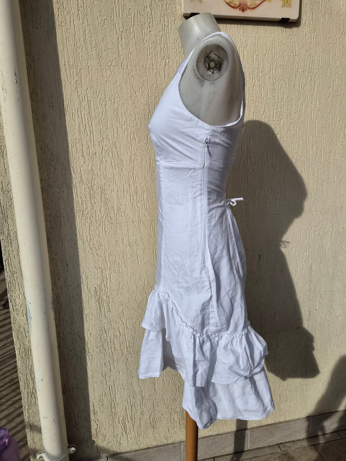 Robe blanche dos lacé