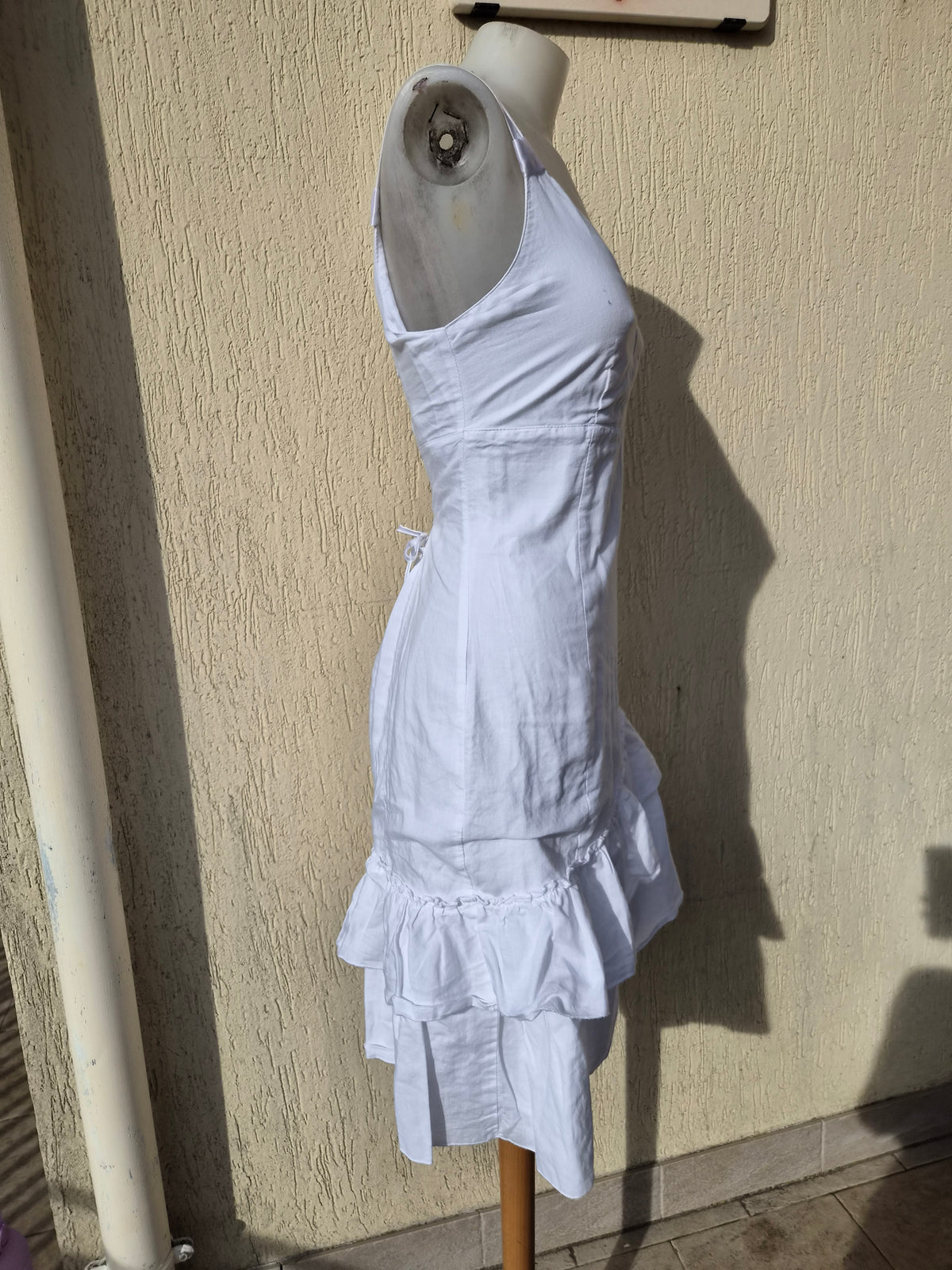 Robe blanche dos lacé