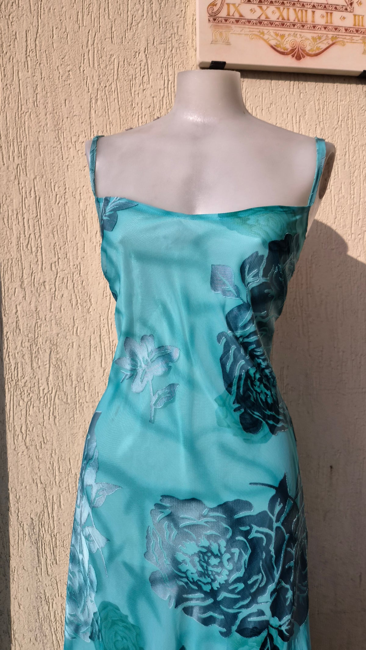 Robe florale bleue