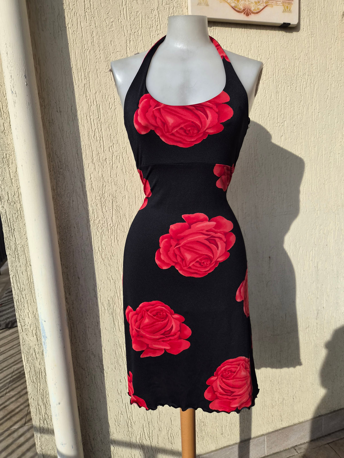 Rose-print backless dress