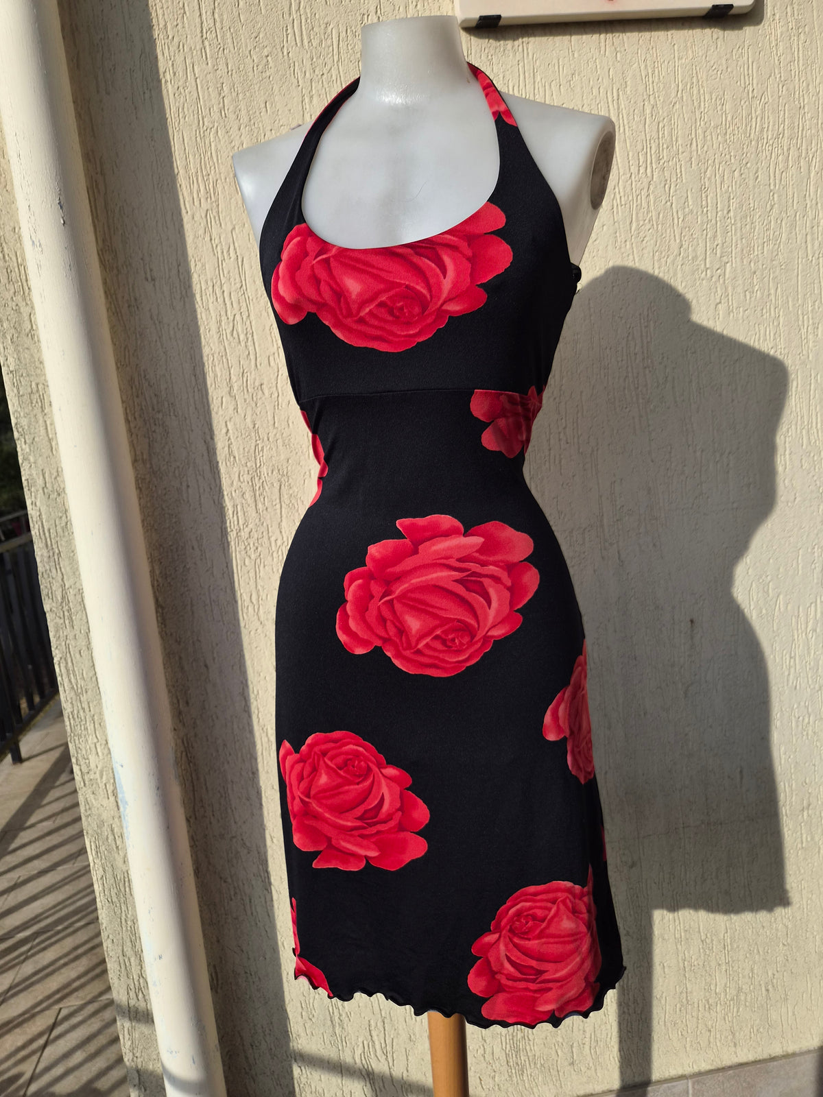 Rose-print backless dress