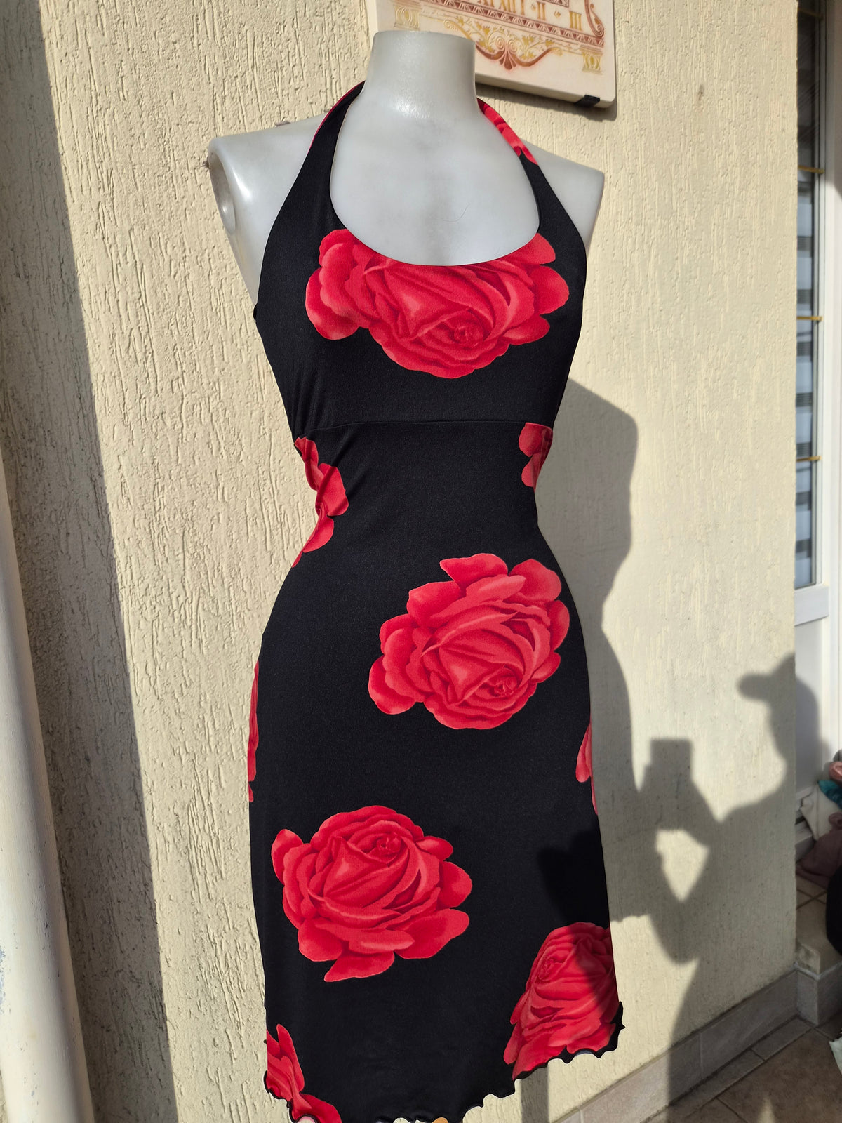 Rose-print backless dress