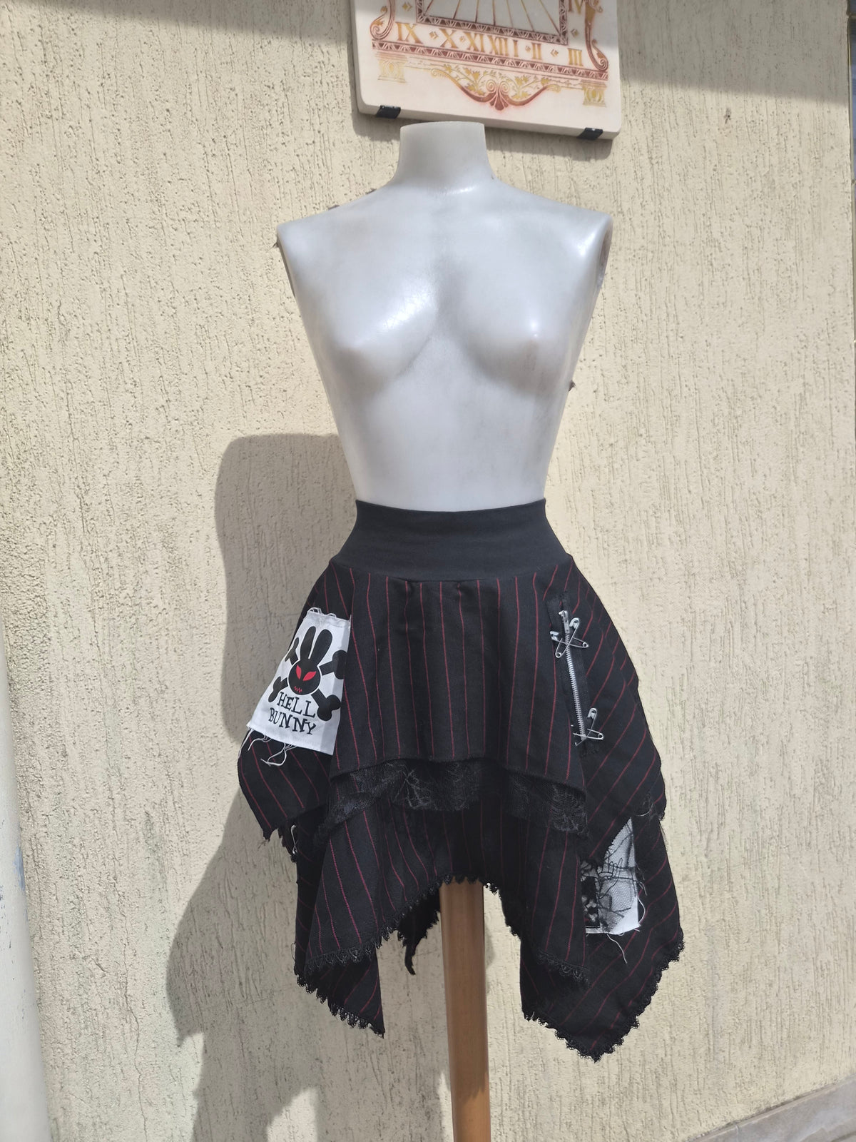 Jupe asymétrique Hell Bunny