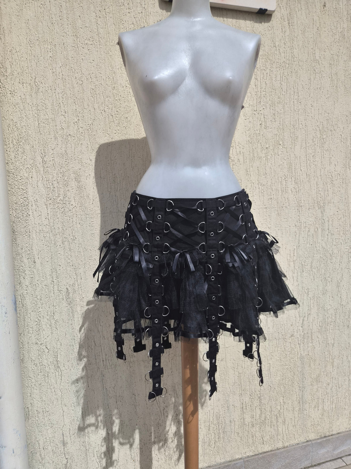 Chai Skirt noire Hell Bunny