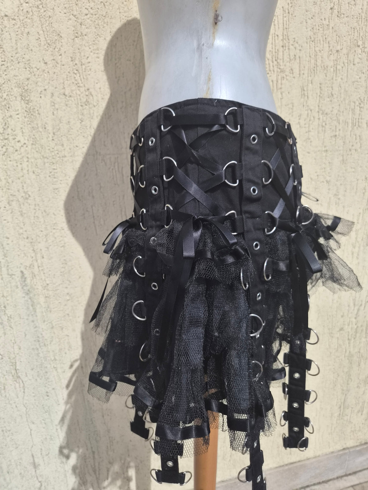 Chai Skirt noire Hell Bunny