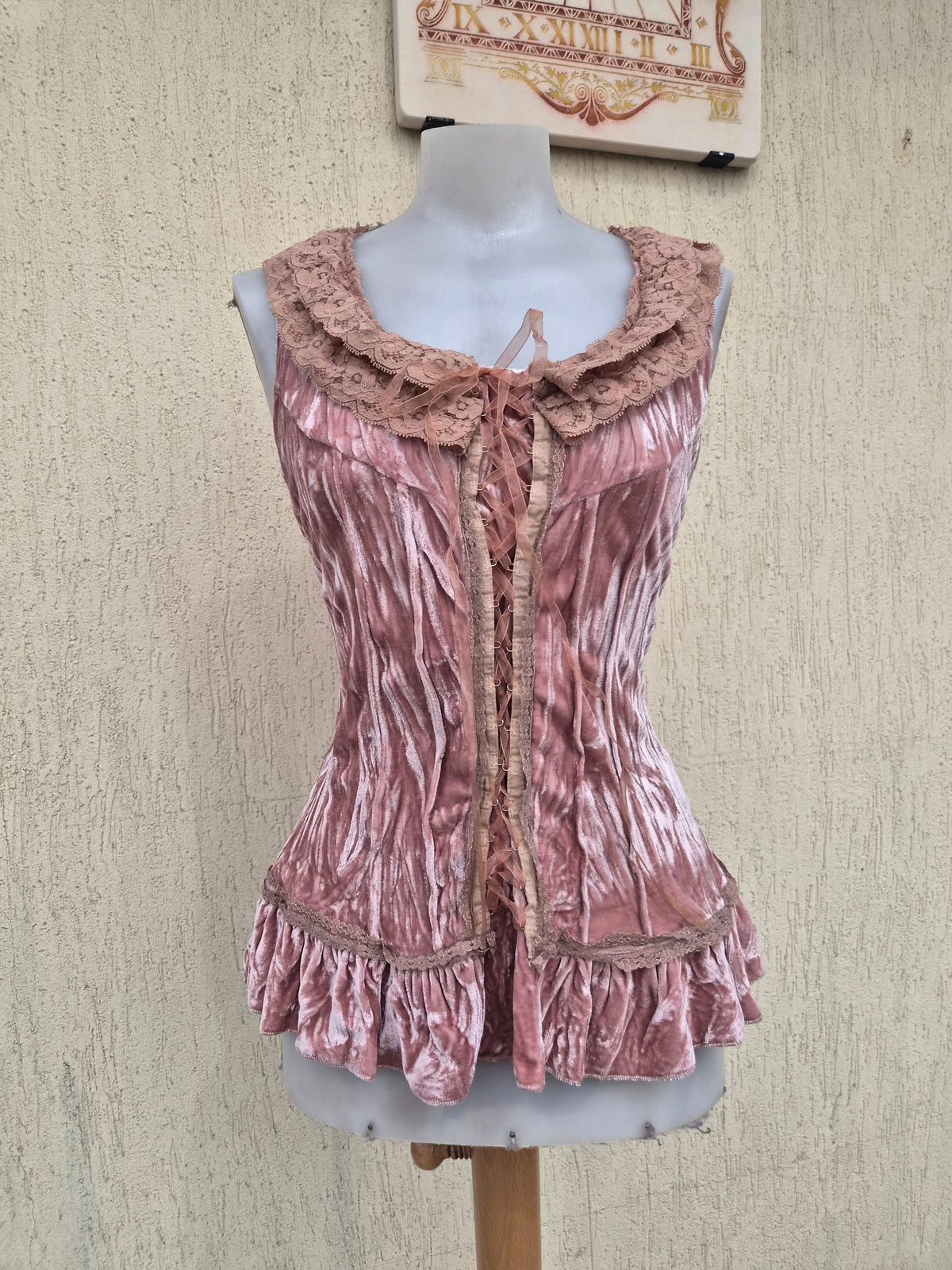 Dusty pink velvet crop top