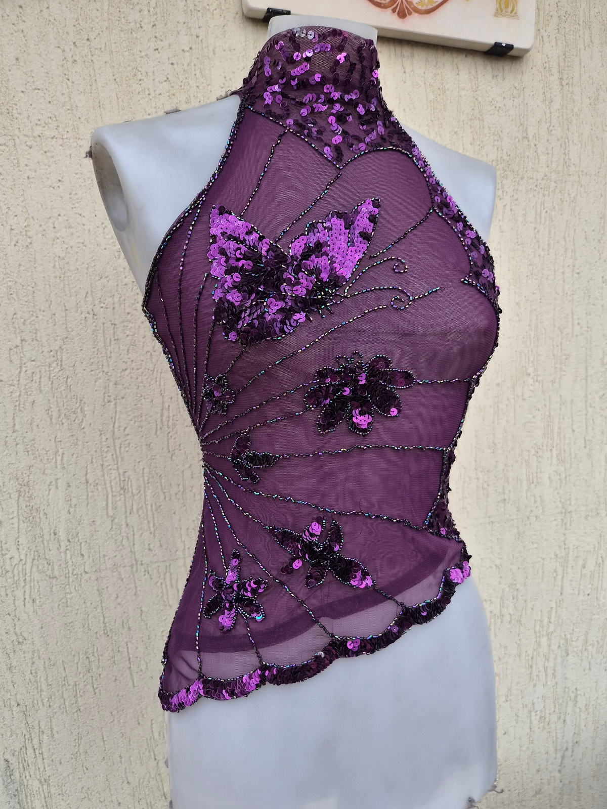 Haut asymétrique à sequins