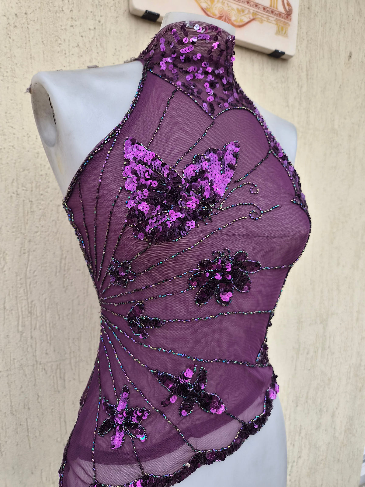Haut asymétrique à sequins