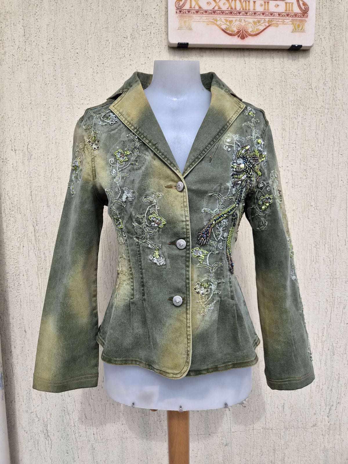 Veste en denim brodée