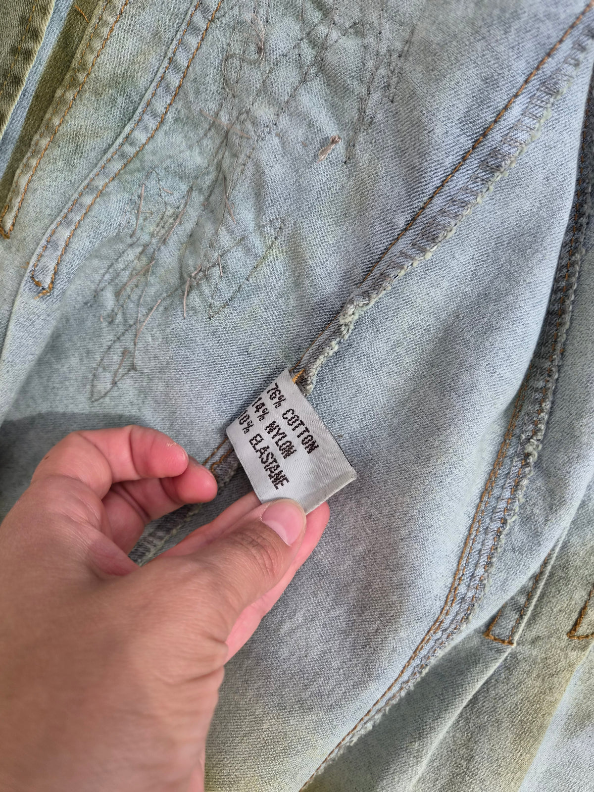 Veste en denim brodée