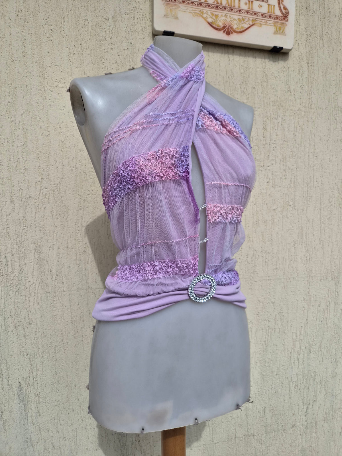 Lila backless top