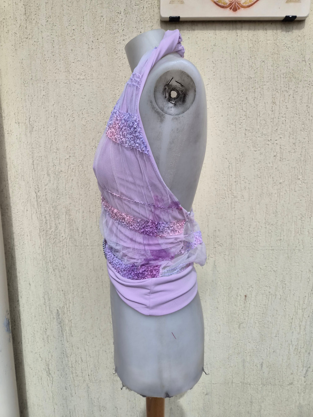 Lila backless top
