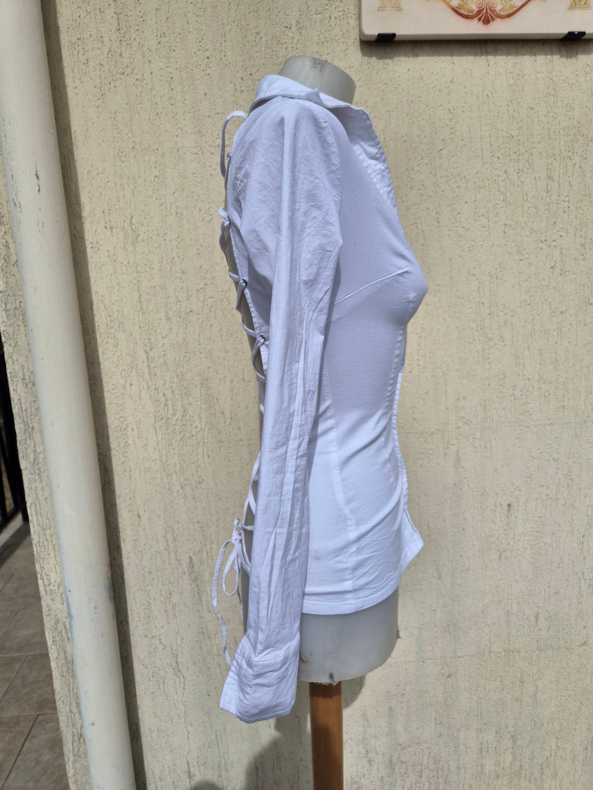 Chemise dos nu à laçage