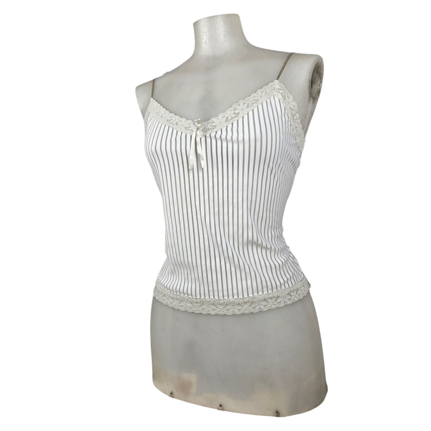 Débardeur esprit lingerie en voile