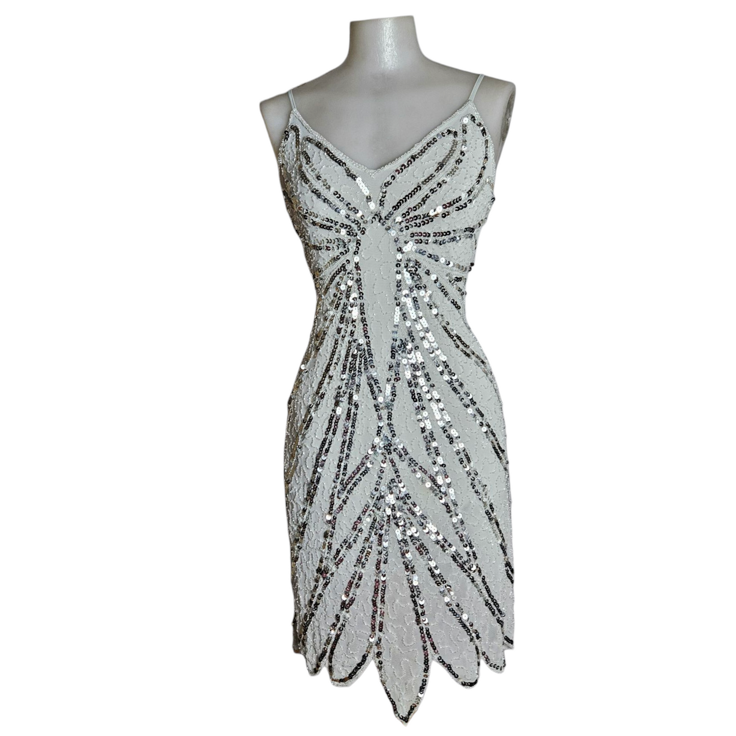 Robe en voile brodée de sequins