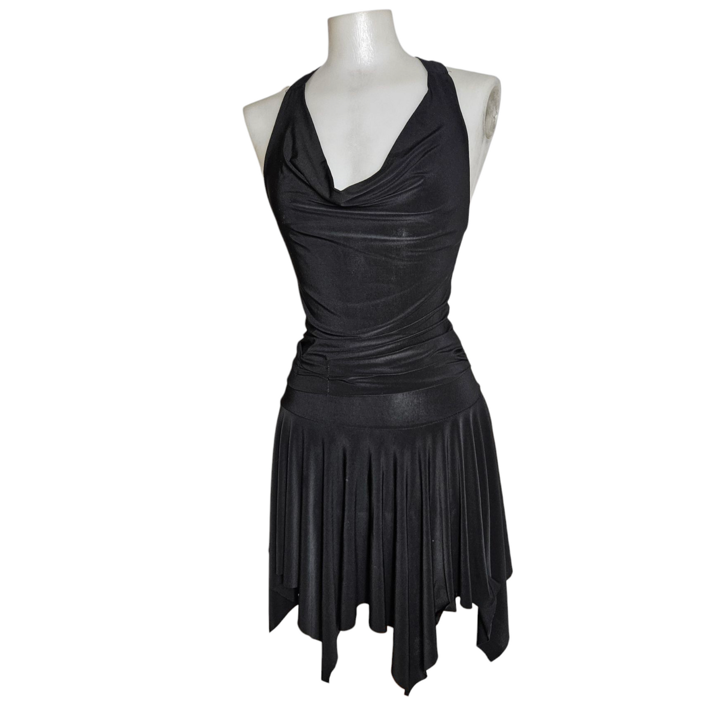 Robe col bénitier dos nu