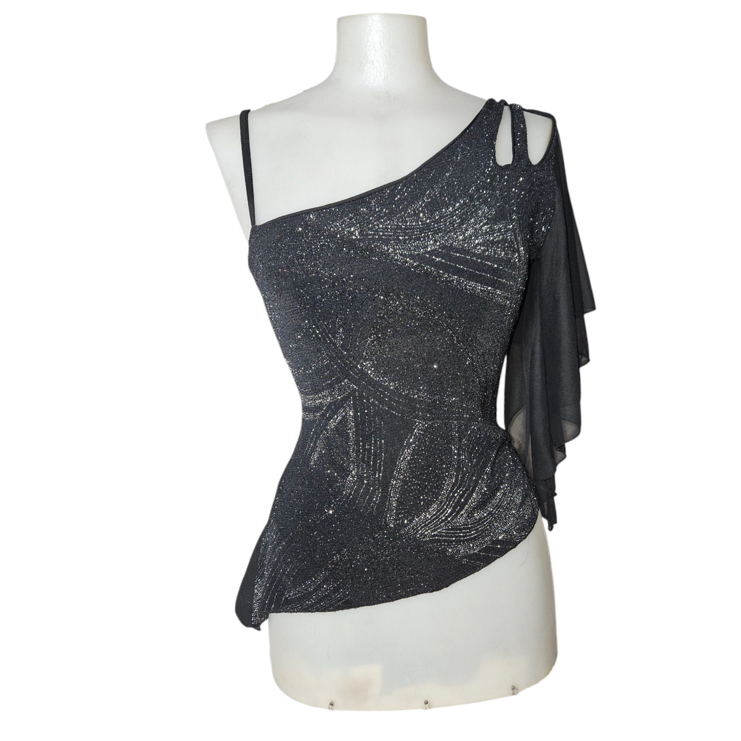 Asymmetrical top with voile sleeves