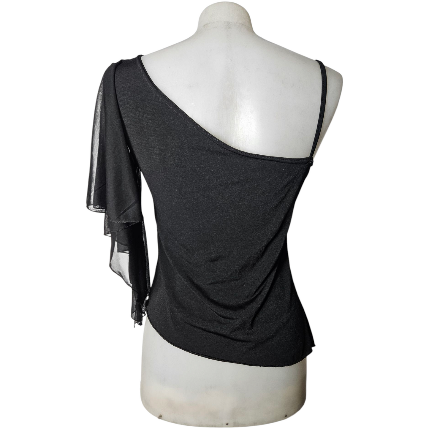Asymmetrical top with voile sleeves