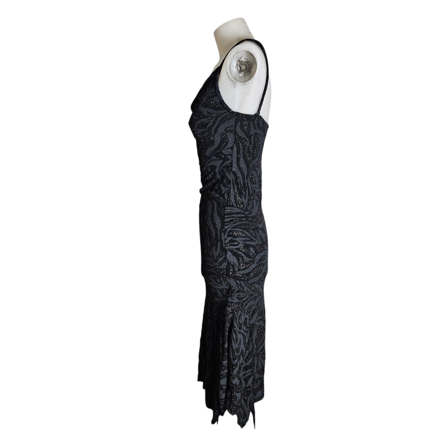 Robe col bénitier détails brillants