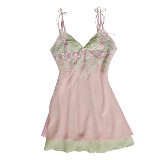Robe en voile broderies florales