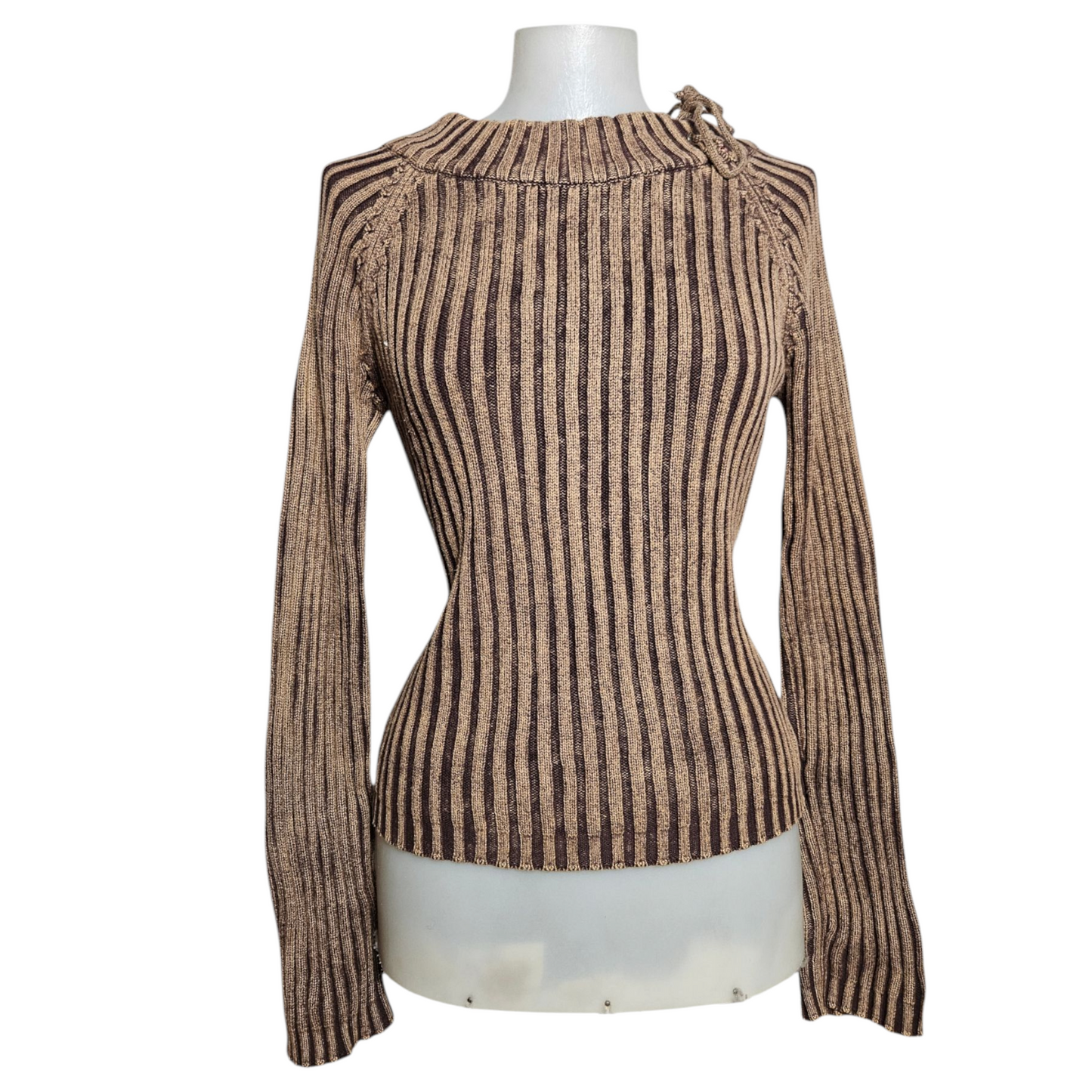 Ribbed sweater with a faded effect