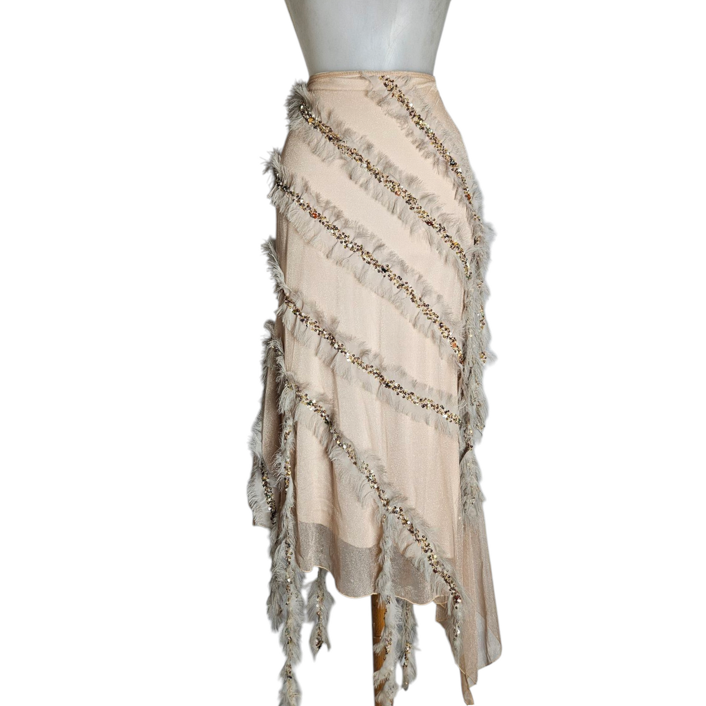 Asymmetrical skirt with feather and pearl details