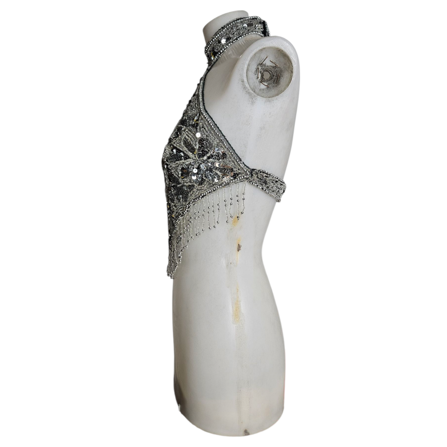 Dos nu brodé de perles et sequins
