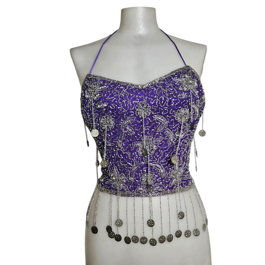 Dos nu brodé de perles et sequins