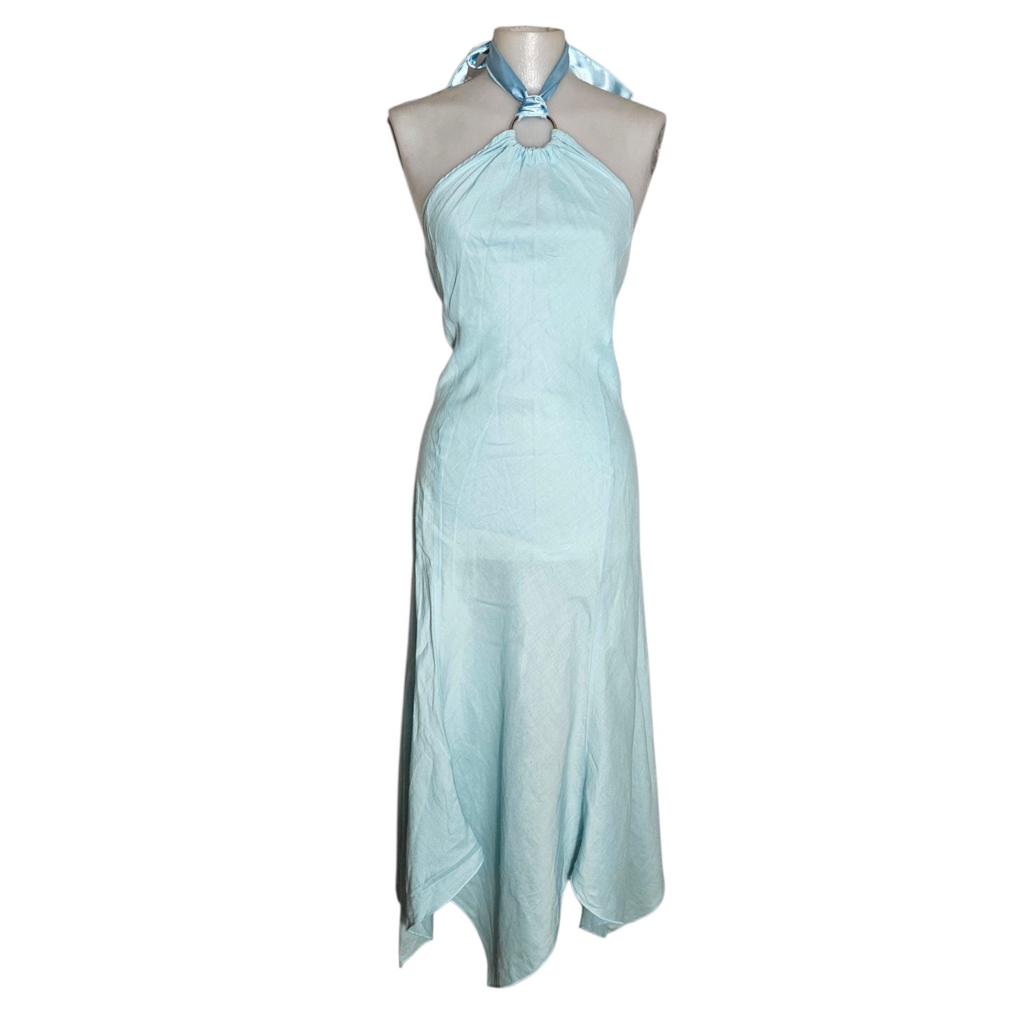 Backless dress with buckle