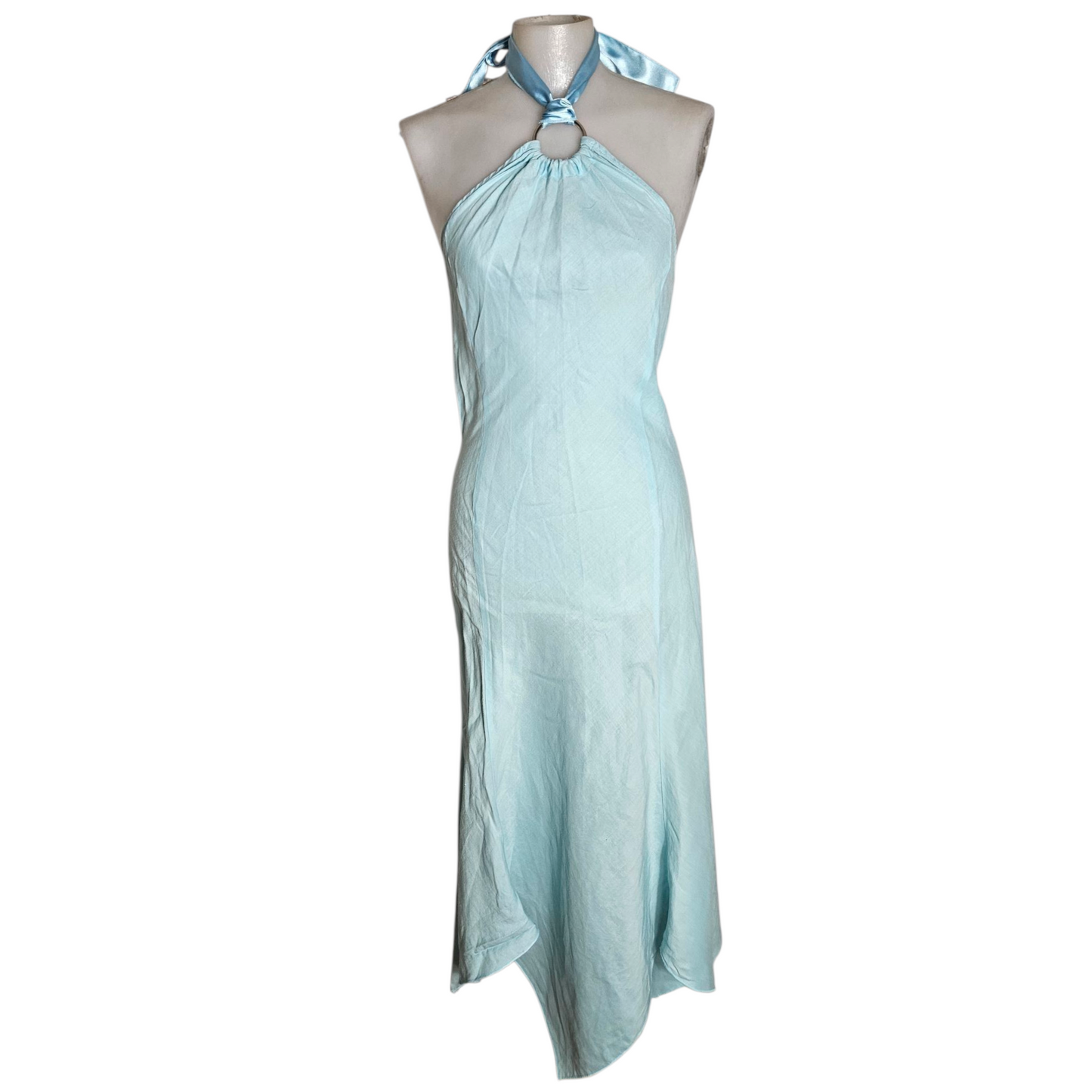 Backless dress with buckle
