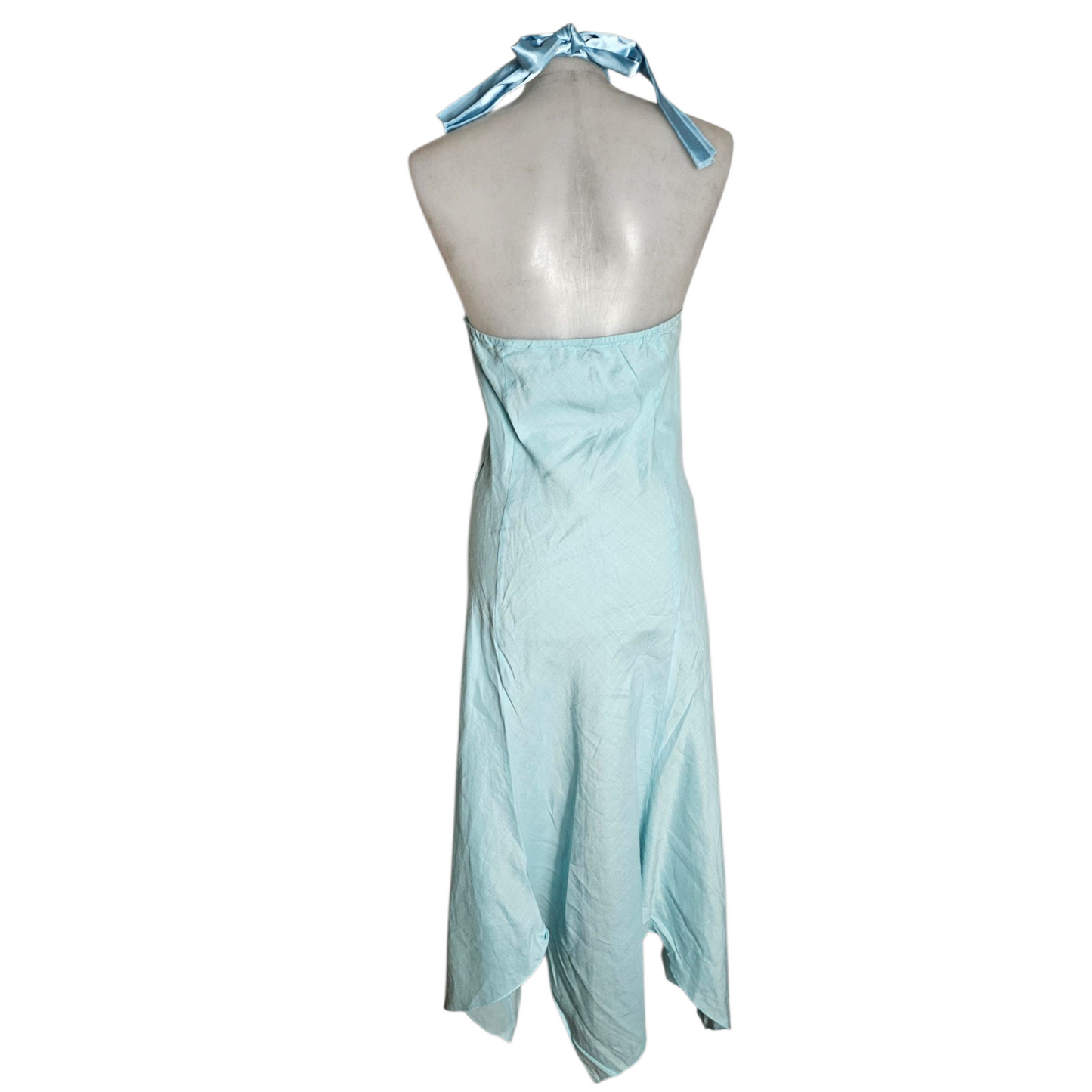 Backless dress with buckle