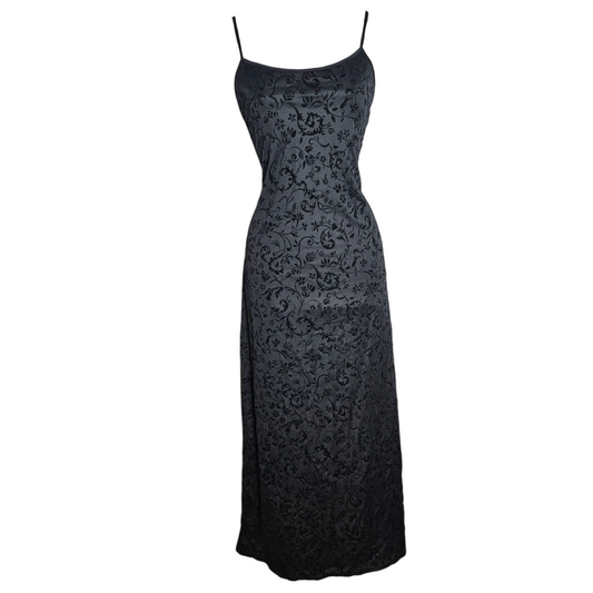 Maxi dress with velvet details