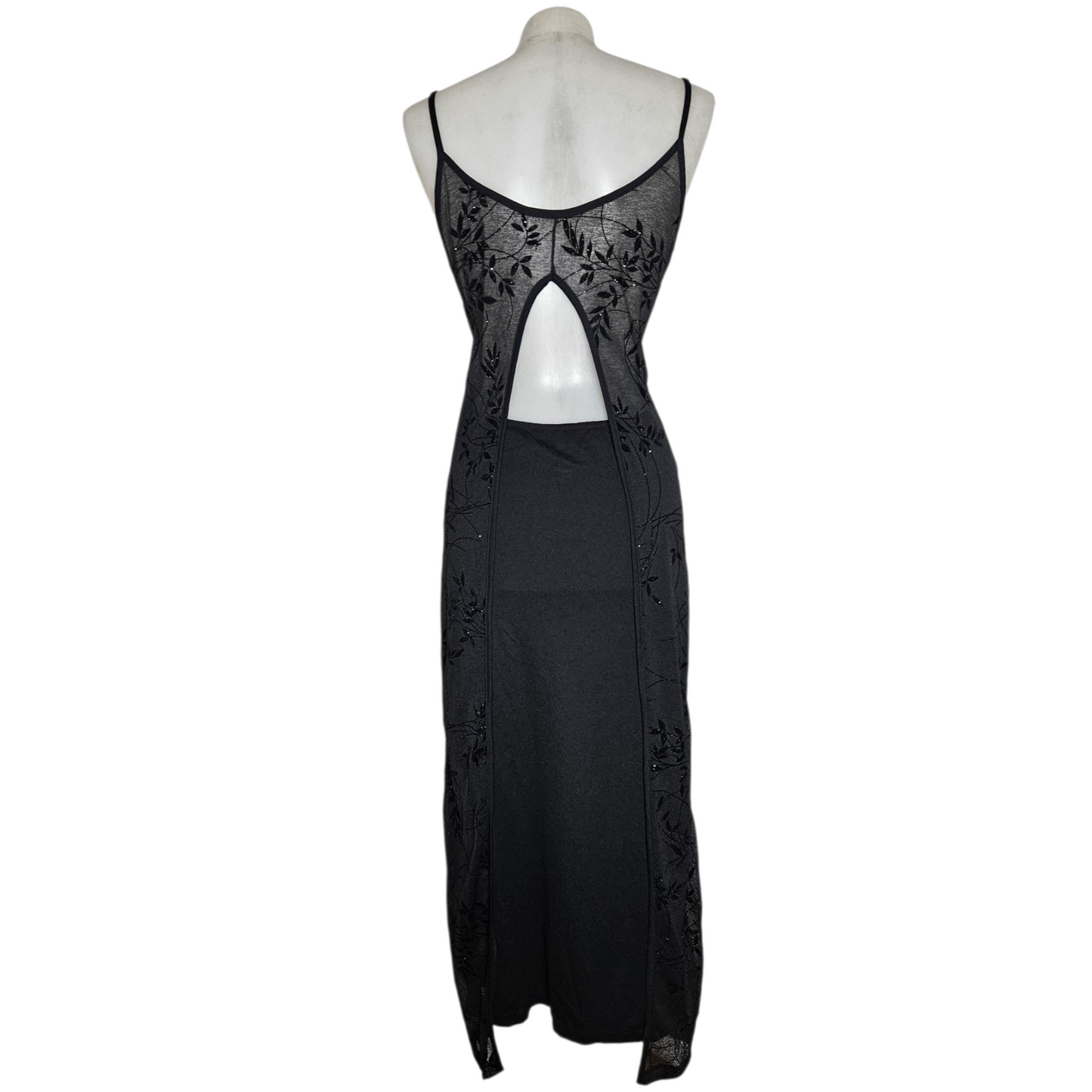 Maxi black dress with veil back