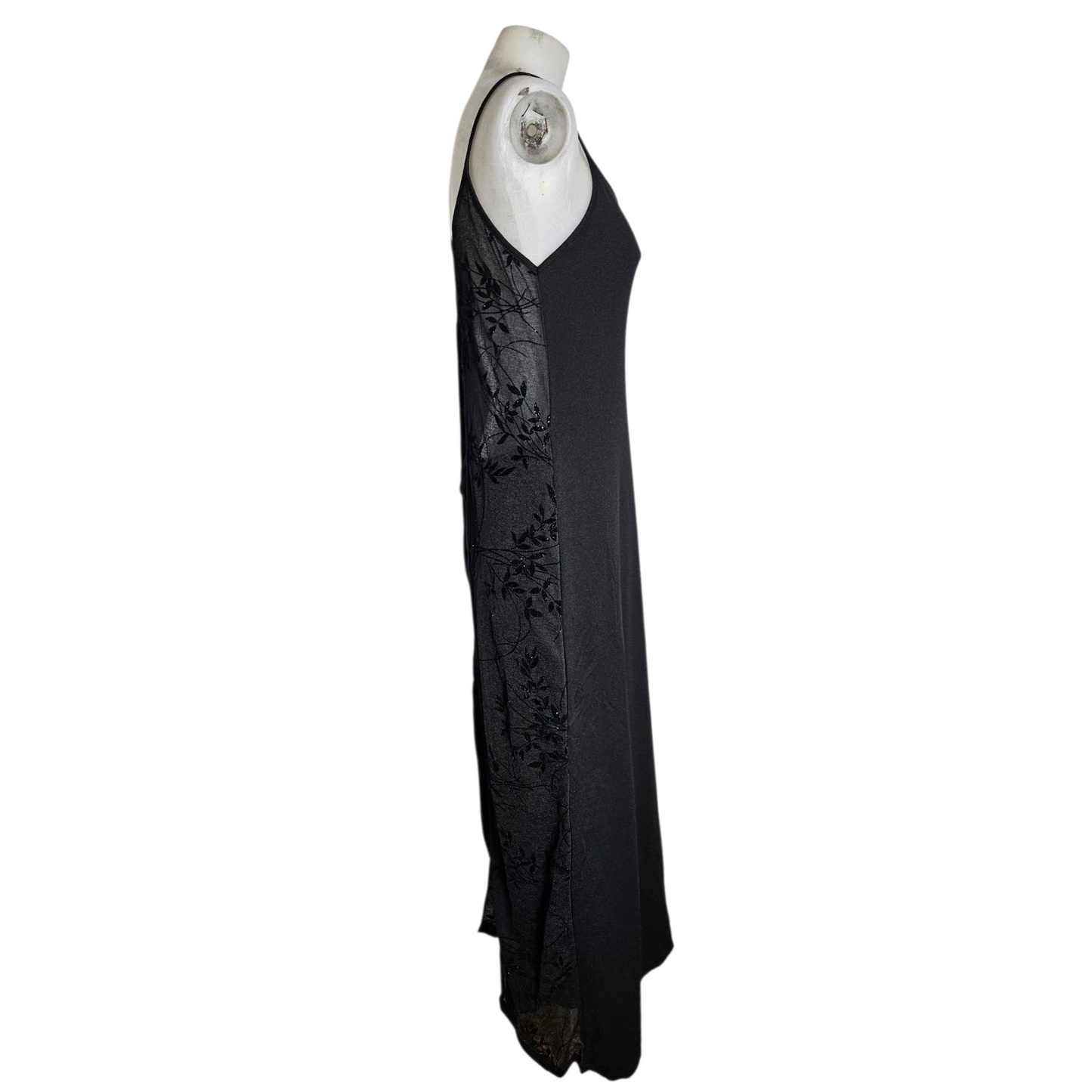 Maxi black dress with veil back