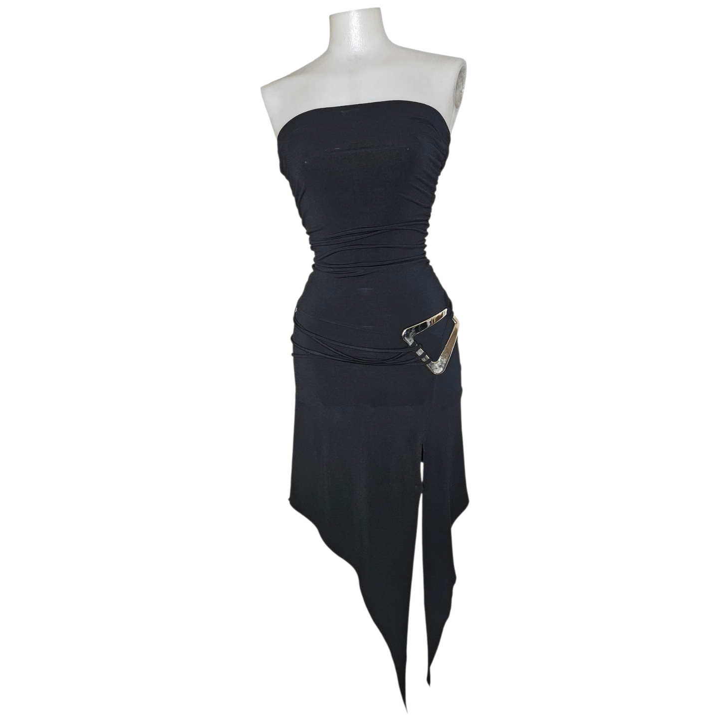 Strapless dress with metal buckle
