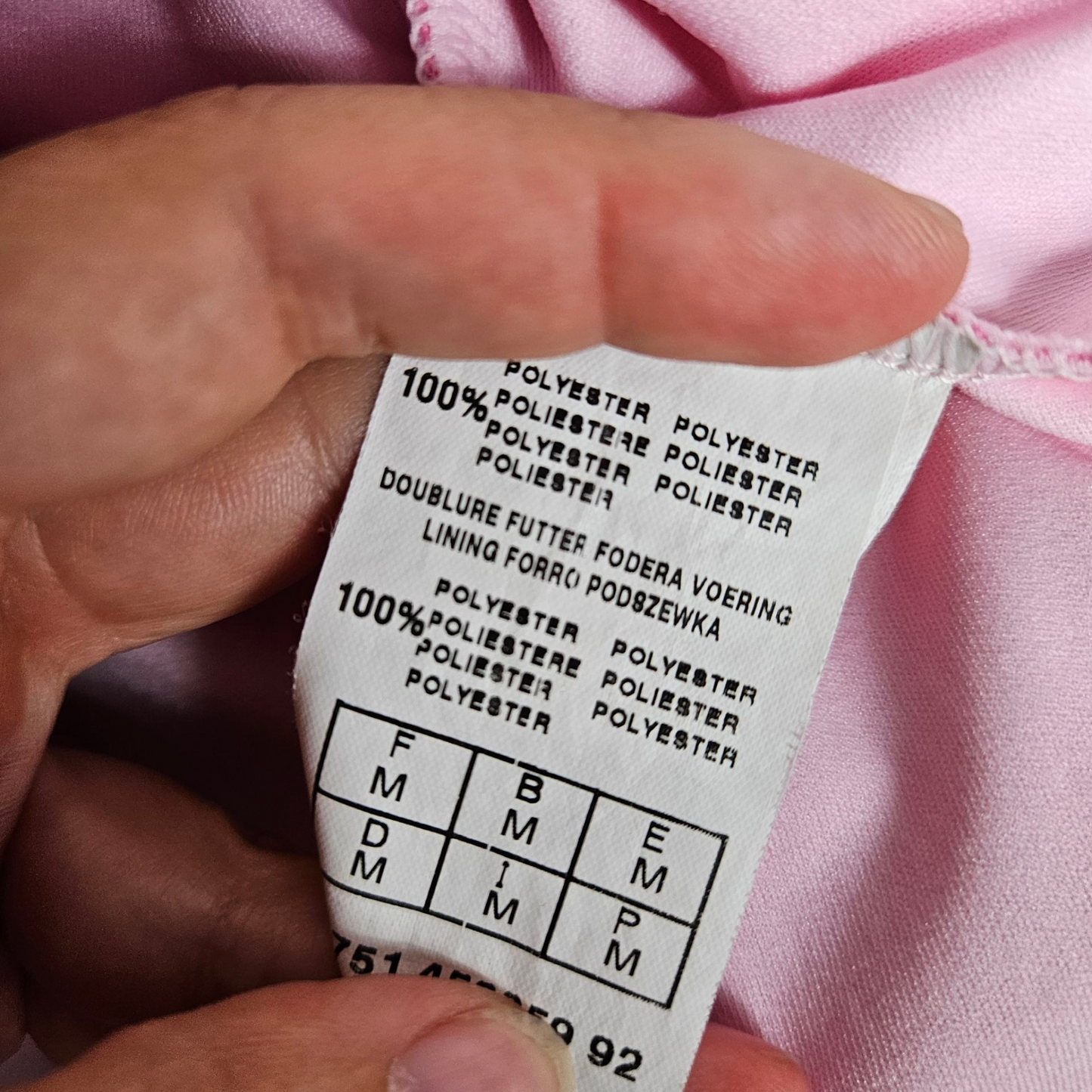 Haut asymétrique en voile rose fleuri