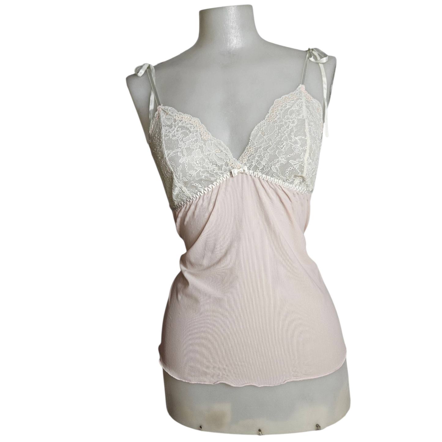 Haut en voile et dentelle rose et blanc