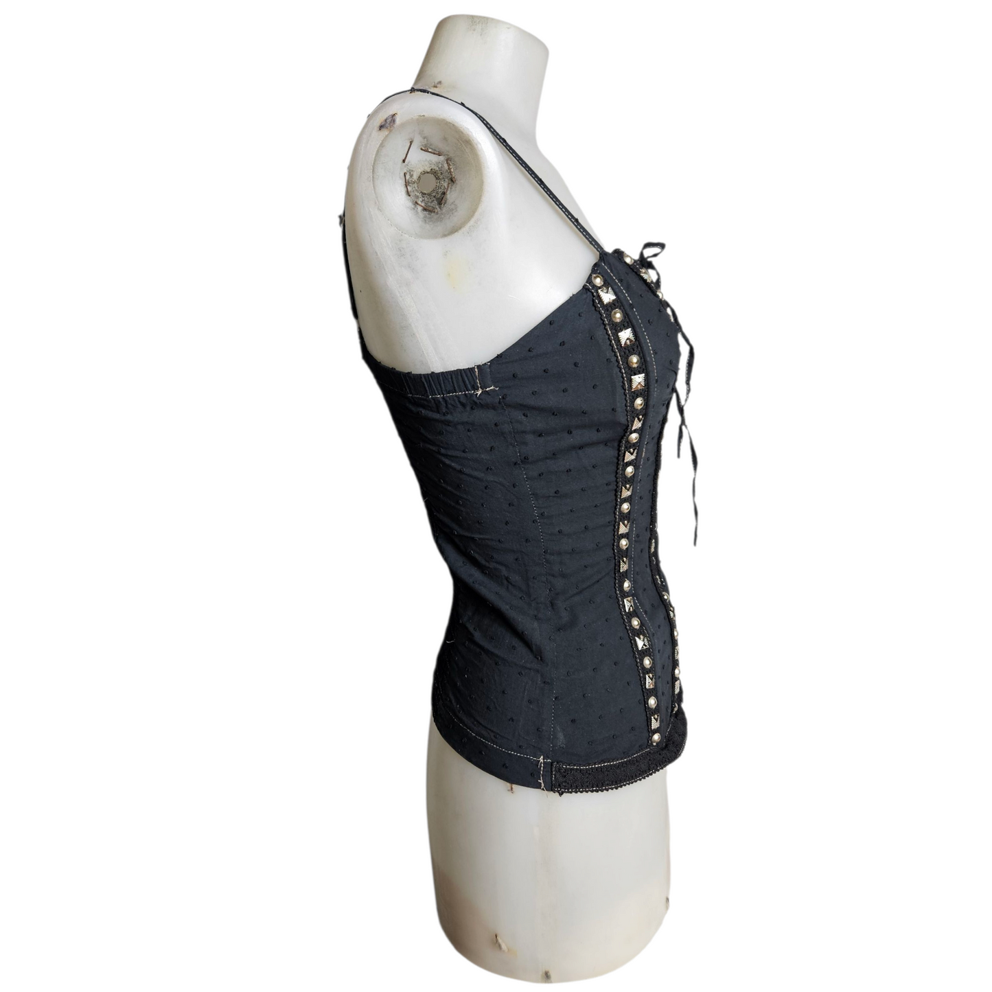 Haut esprit corset details clous plats