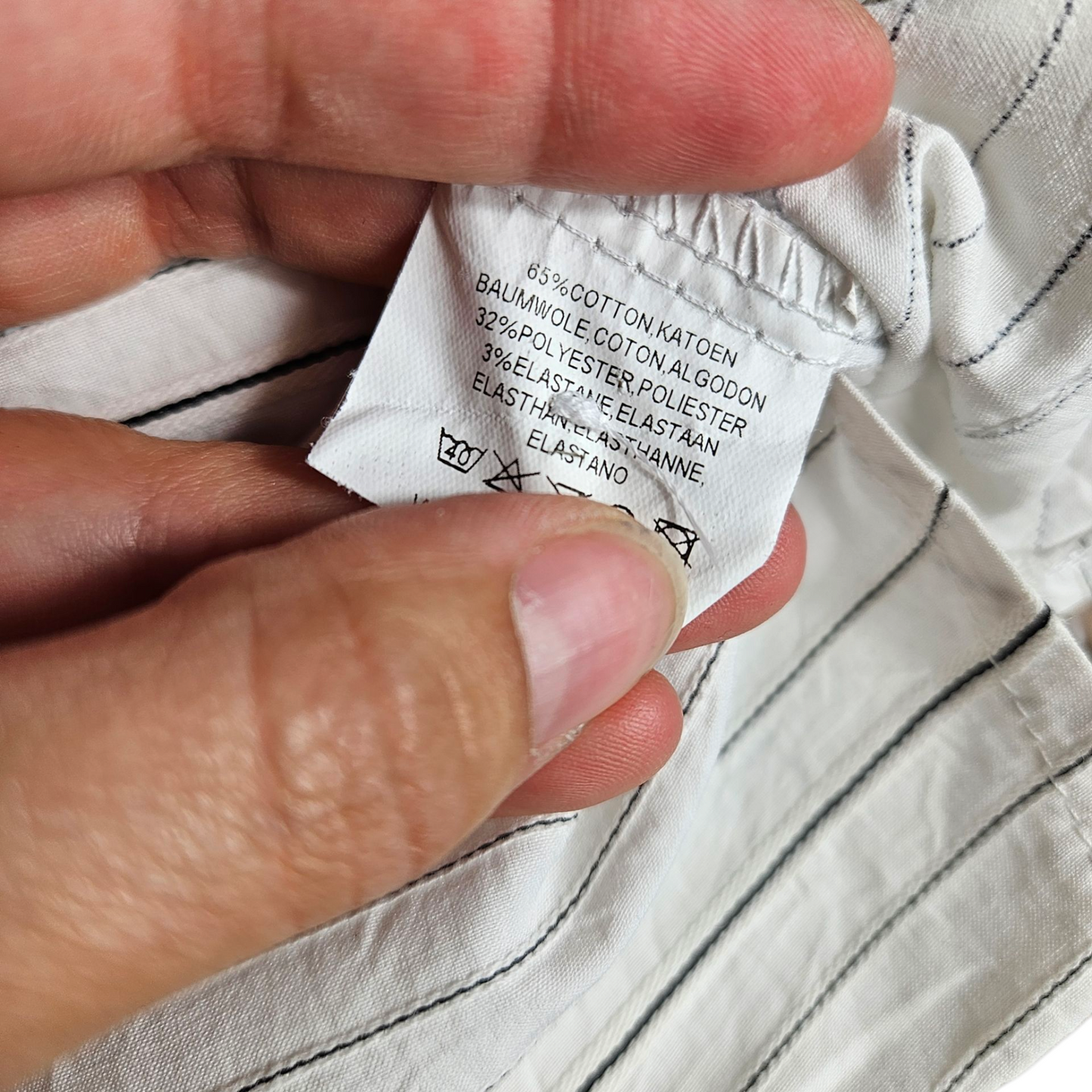 Chemise blanche fermeture agrafes