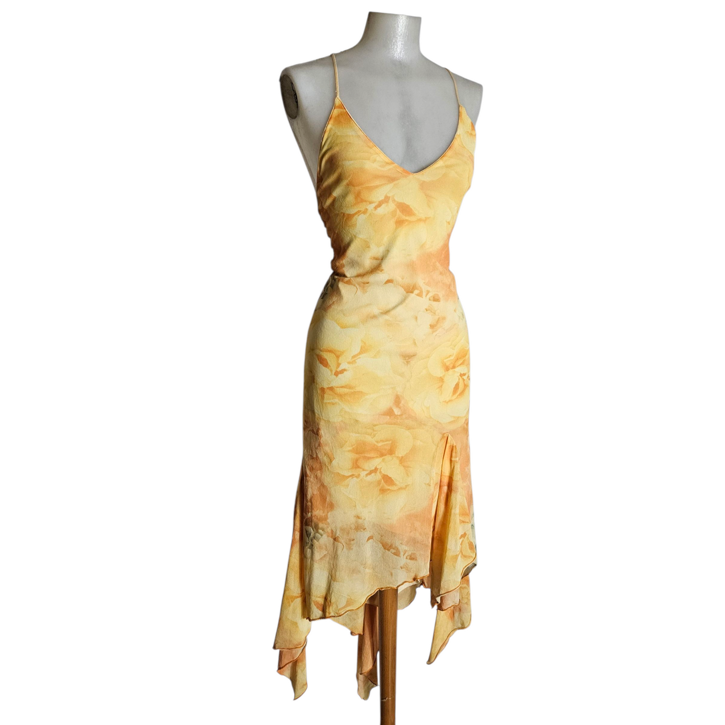 Robe asymétrique en voile dos nu