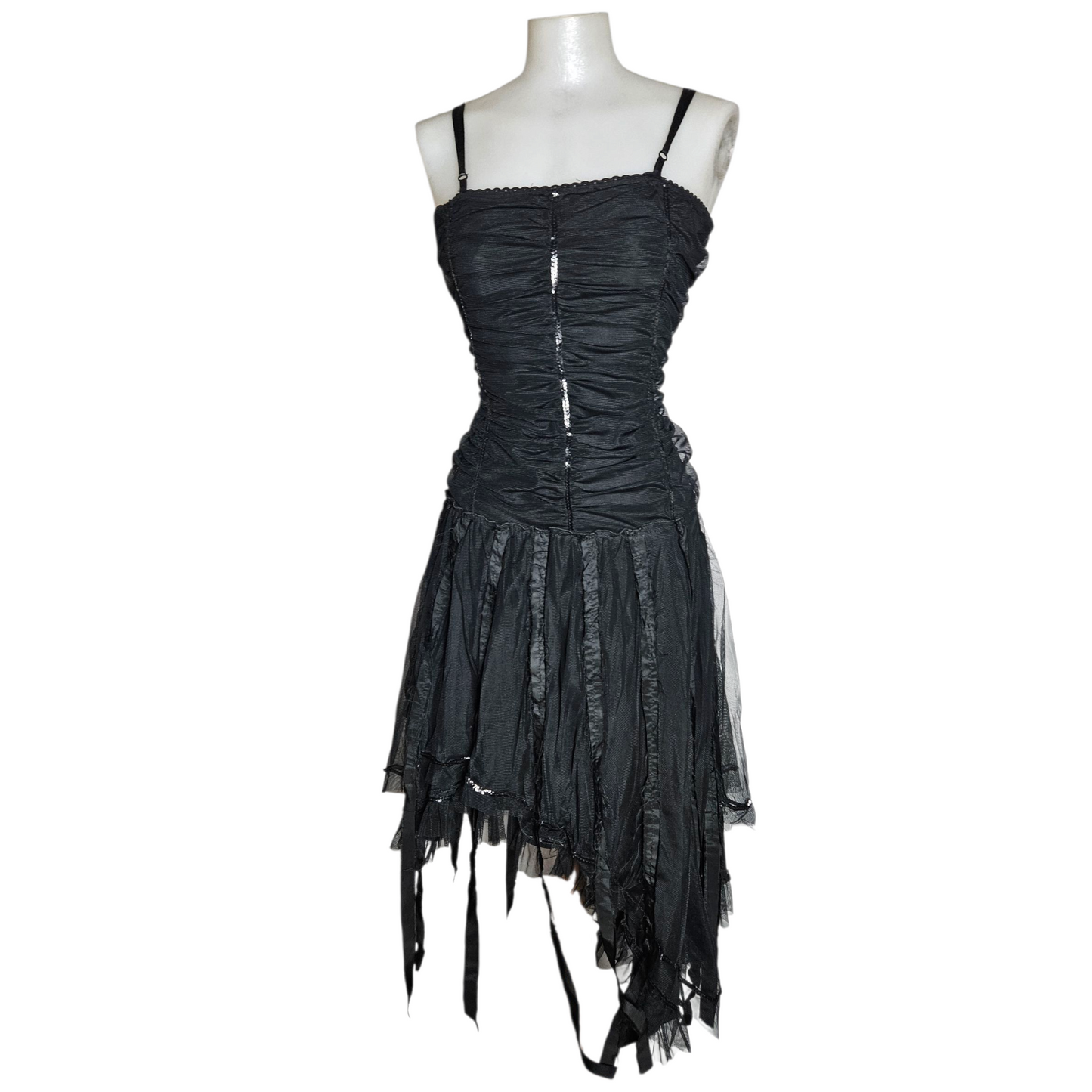 Robe asymétrique déstructurée