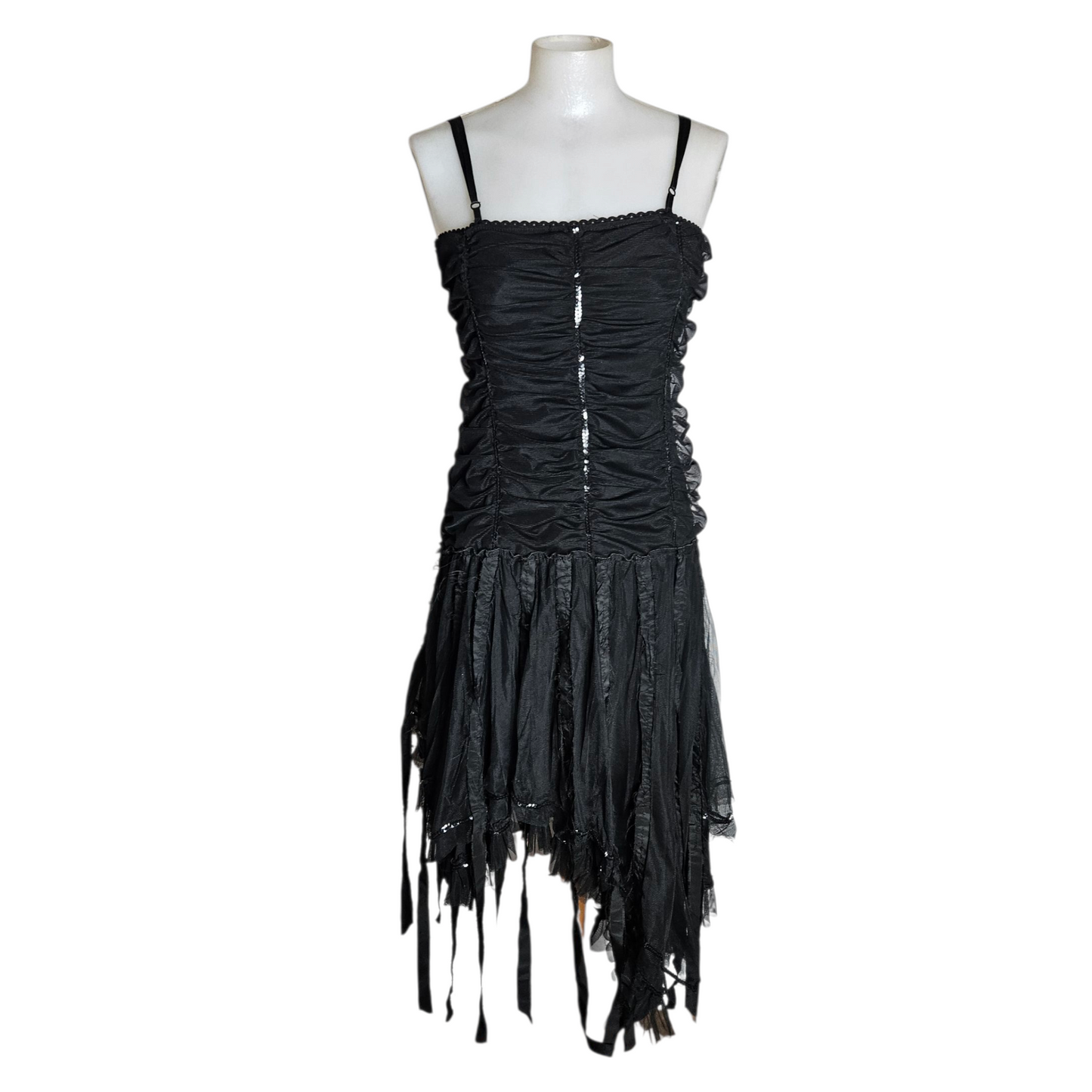 Robe asymétrique déstructurée