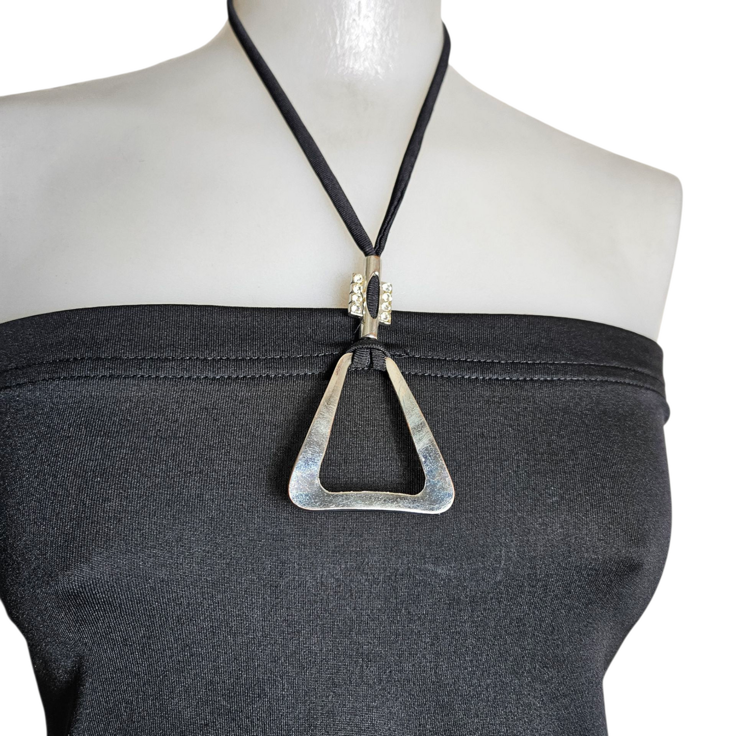 Buckled backless top