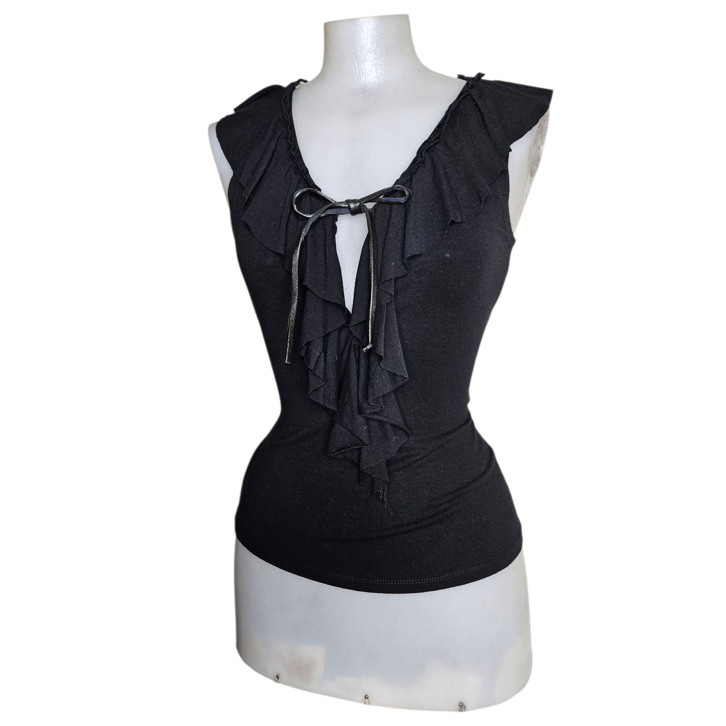 Black top with ruffled collar