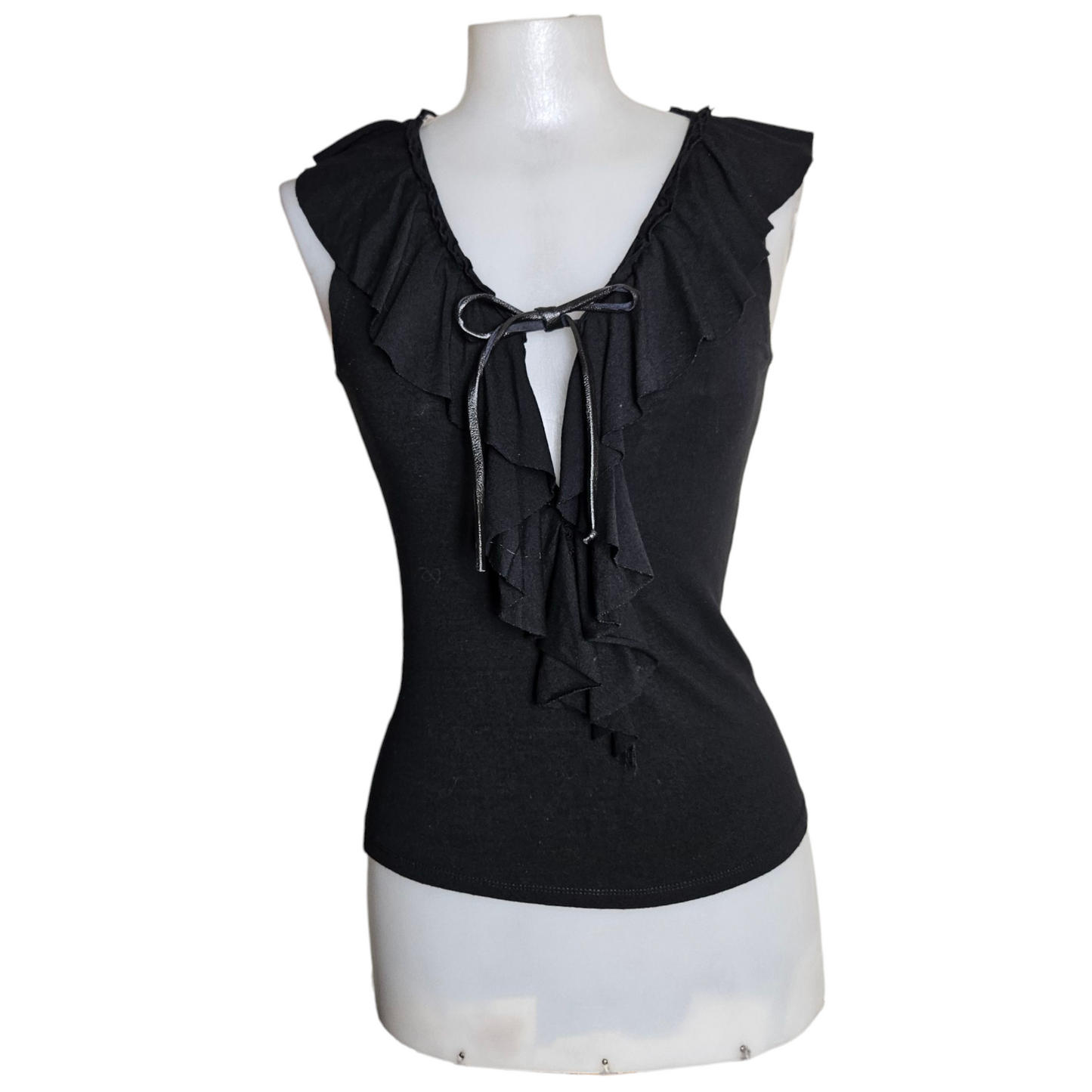 Black top with ruffled collar