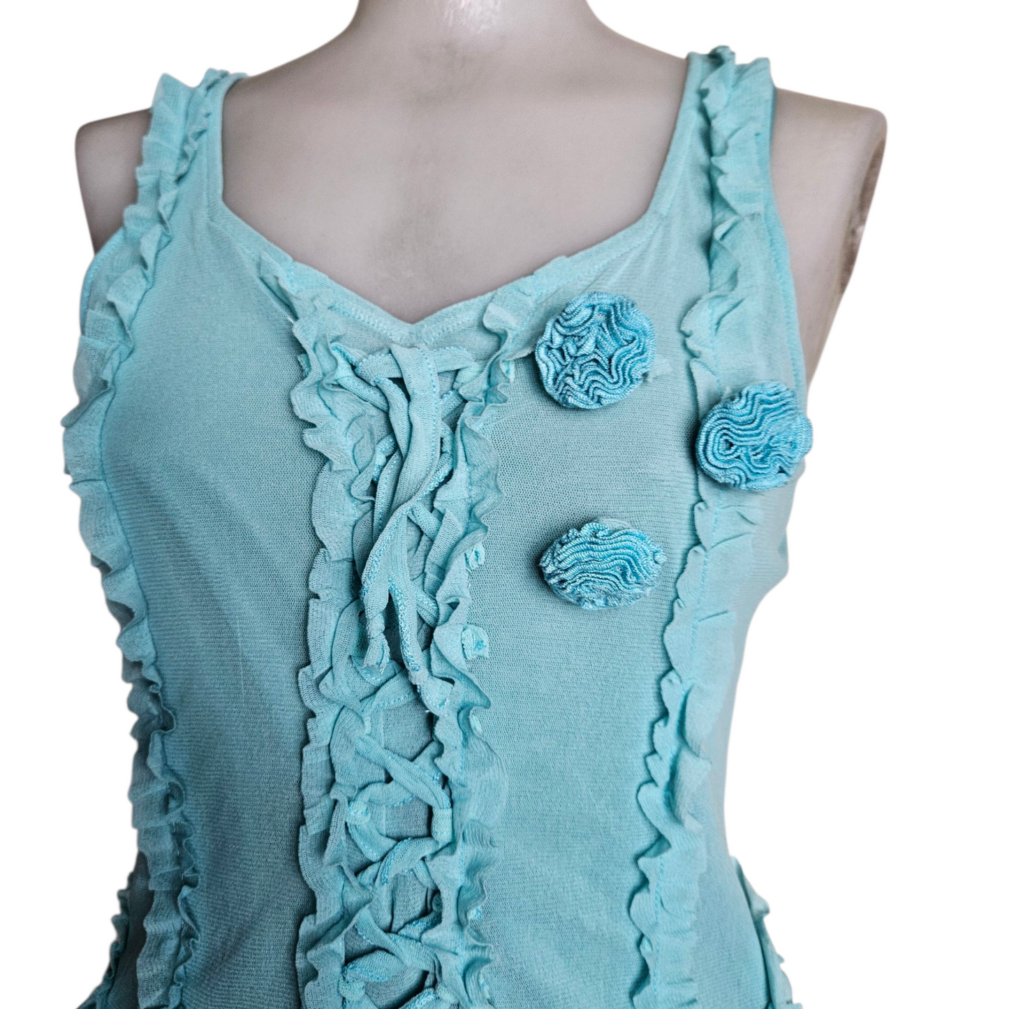 Haut en voile bleu détail laçage et fleurs