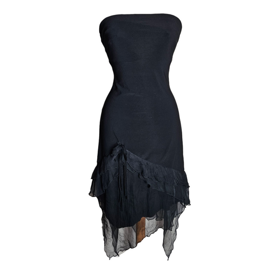 Asymmetrical strapless dress with floral details